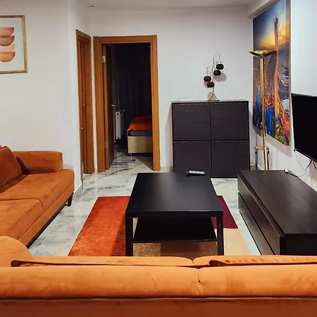 Taksim Square Residence, Two Bedrooms, Pool Sauna Gym איסטמבול