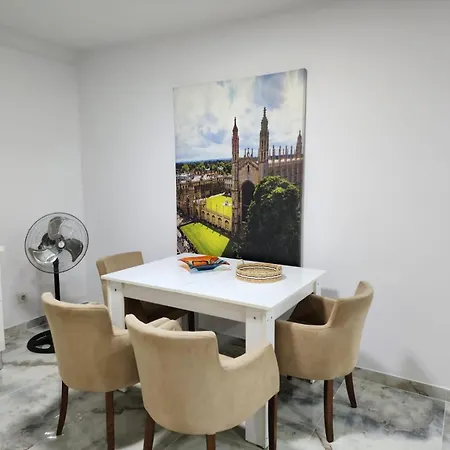 Taksim Square Residence, Two Bedrooms, Pool Sauna Gym Daire *